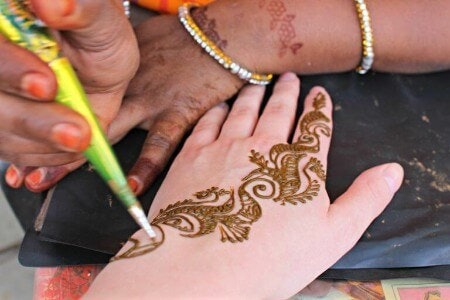 People Looking for Easy Application and Brownish-Red Stain, Go With Rajasthani Henna Powder