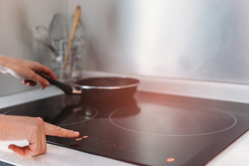 If You Are Not an Experienced Chef, Choose an Induction Cooktop With At least 6 Cooking Presets