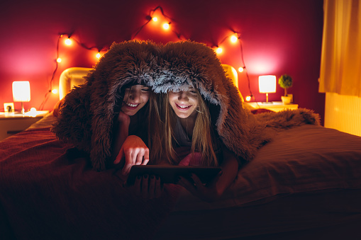 Top 10 Best Hindi Comedy Movies on Amazon Prime in India ...