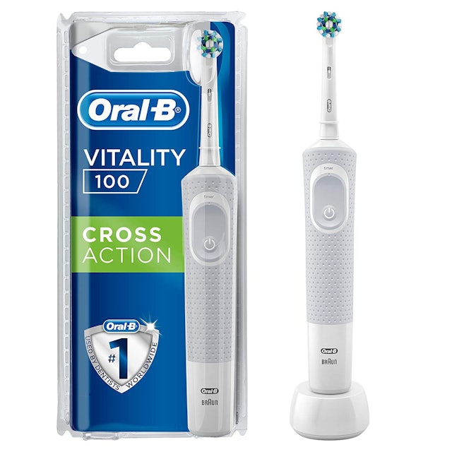 Oral B Vitality 100 White Criss Cross  1