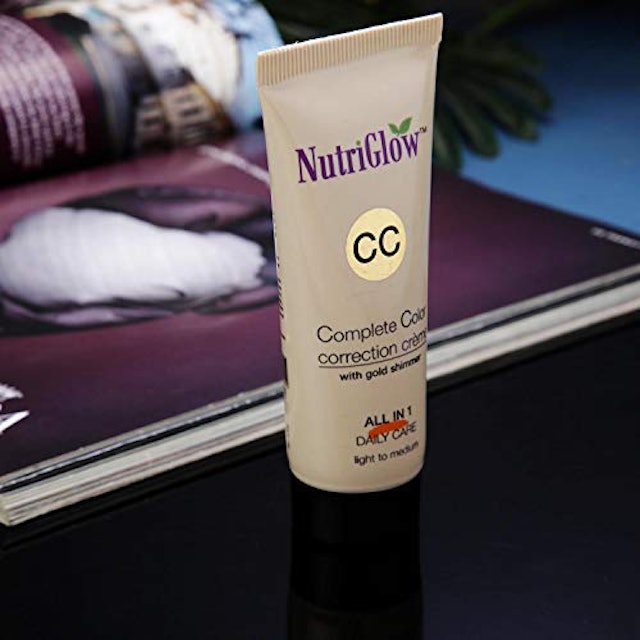 NUTRIGLOW CC-Cream with Gold Shimmer 1