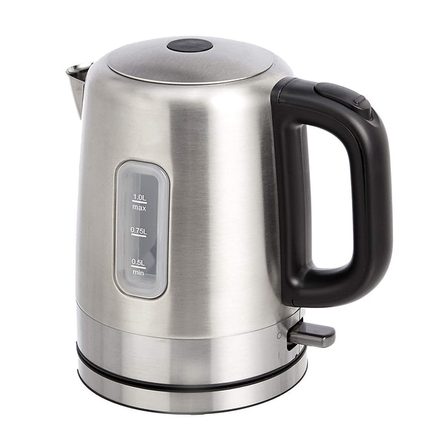 AmazonBasics Stainless steel electric kettle  1